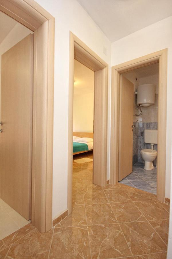 Apartments By The Sea Vlasici, Pag - 9324 Extérieur photo